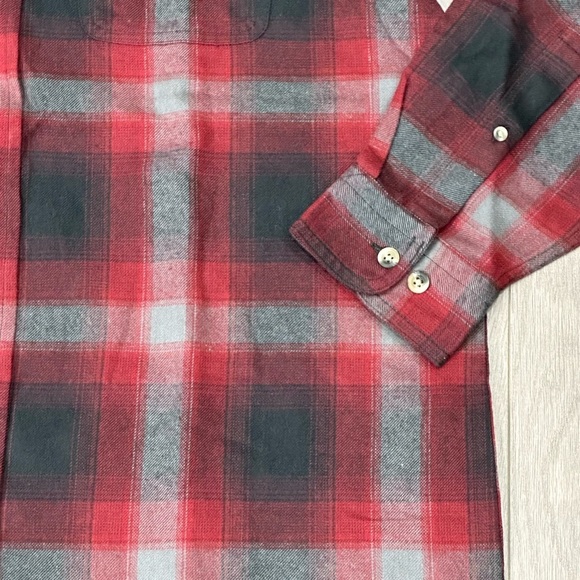 Men's Bass Pro Large Flannel Shirt Plaid Buffalo Red Gray Pocket Long Sleeve NWT - Picture 4 of 8